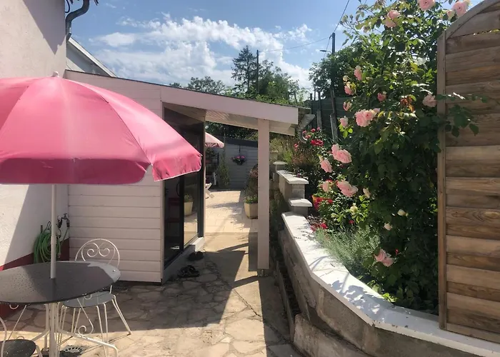 Maison Des Lilas