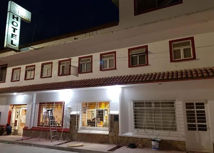 Cheap hotel: Hotel Maris
