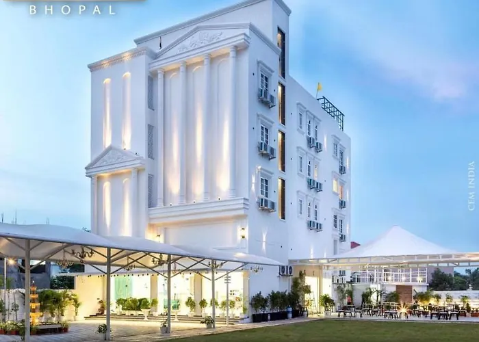 Pet Friendly hotel: Hotel Caesars Palace