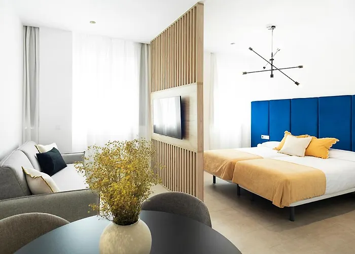 Hotel vicino al College: Blanq Marina Suites