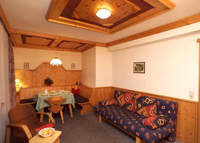 Ping Pong Hotel: Pension Lachmayr