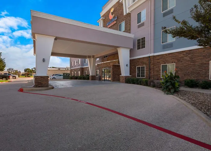 Cheap hotels Comfort Suites Bastrop