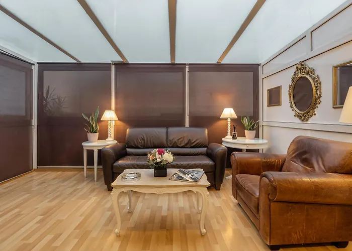 Hôtel pour familles: Hotel Adonis Athens