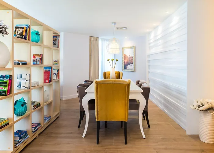 Luxury hotel only: Herods Dead Sea - A Premium Collection By Fattal Hotels