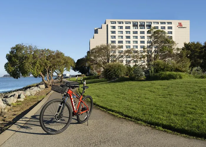 Hotel with view: San Francisco Airport Marriott Waterfront
