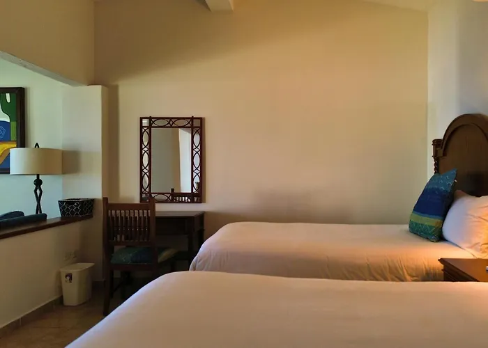Punta Pescadero Paradise Hotel & Villas