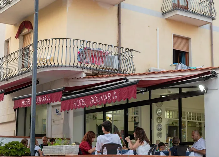 Hotel con tennis: Hotel Bolivar