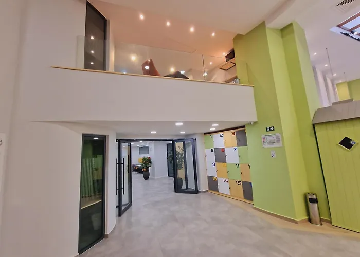 Luxury hotel only: Melliber Appart Hotel