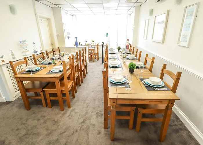 Dog friendly hotels Caxton House