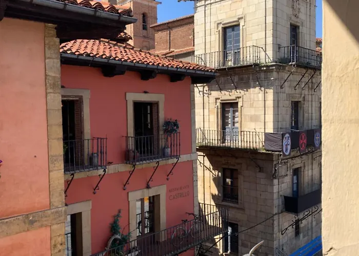 Hotel cerca del aeropuerto: Old Town Plaza Mayor