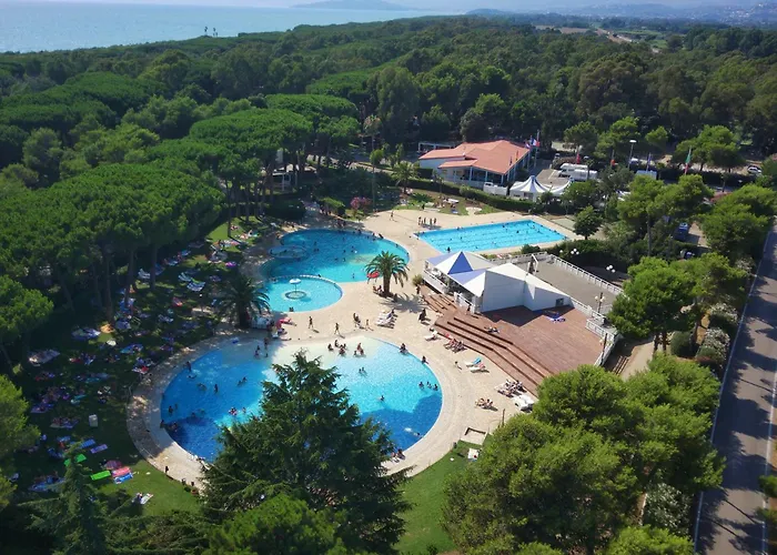 Hotel vicino al College: Small Camp Baia Domizia