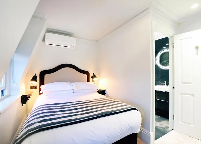 4-Sterne-Hotel: Twenty Nevern Square Hotel