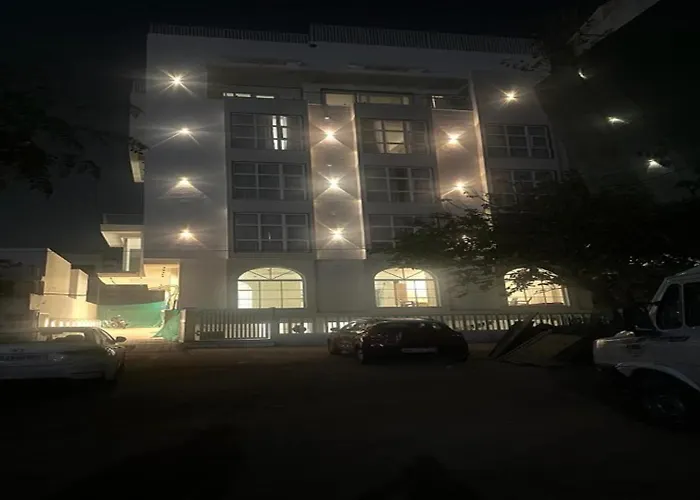 Airport Hotel: Jaipur Hotel Saaj Mansion