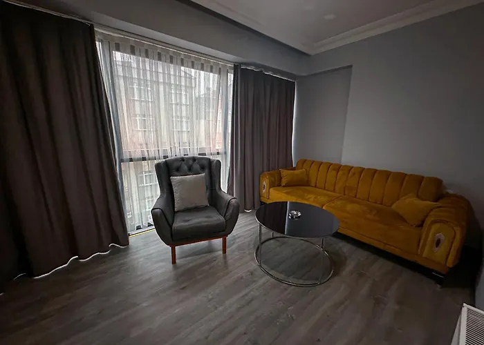 4 star hotel: Liza Suit Hotel