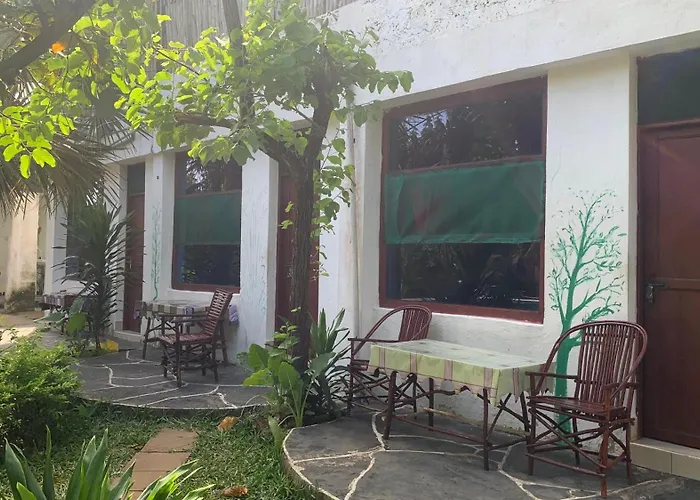 Diani Hostel