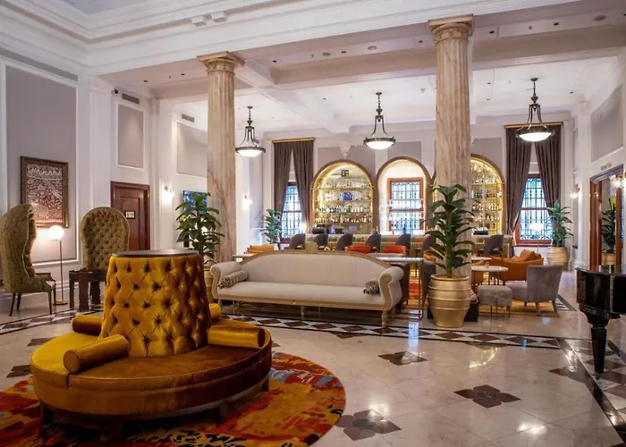 Taj Luxury Suite