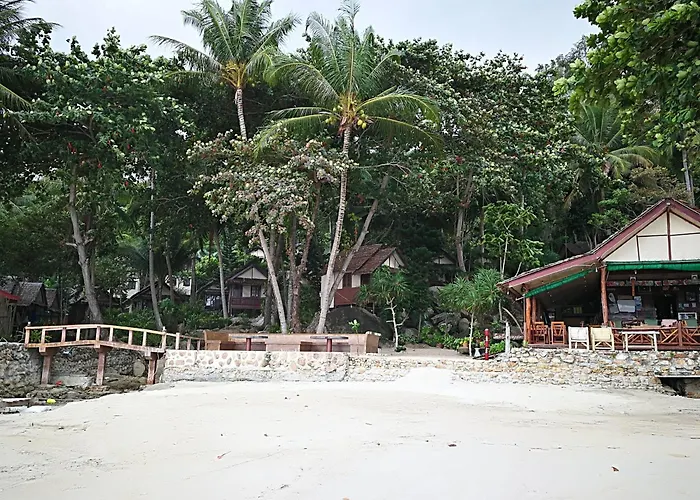 Smile Bungalow Bottle Beach