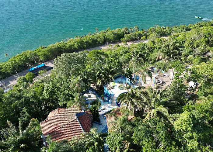 Pousada com piscina: Azur Guesthouse