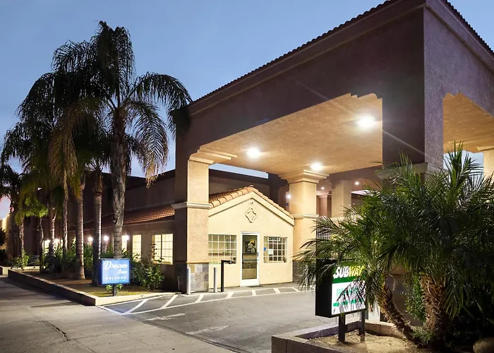 Hotel with view: Dream Inn