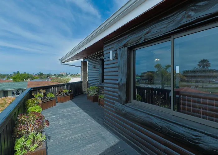 Cheap hotels Royal Palms Guest House