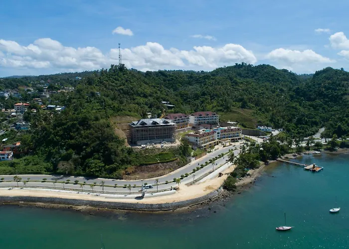 Central hotel: Hacienda Samana Bay Hotel