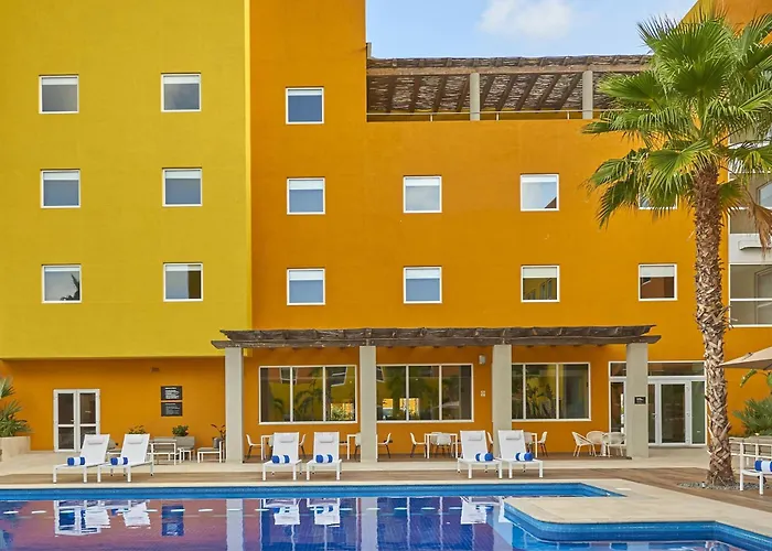 Family Hotel: City Express Suites By Marriott Cabo San Lucas