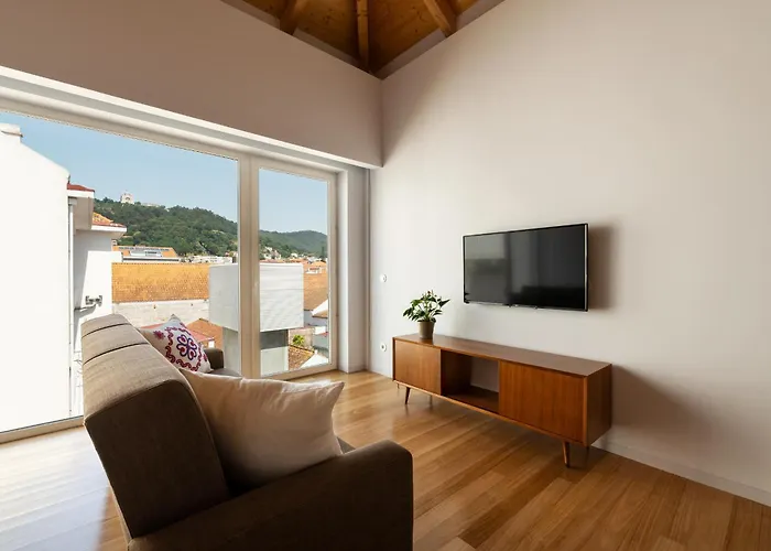 Hotel familiar: Pensao O Laranjeira