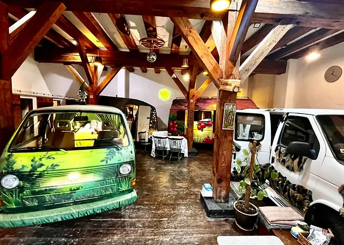 Familienhotel: Urban Van Glamping Riga