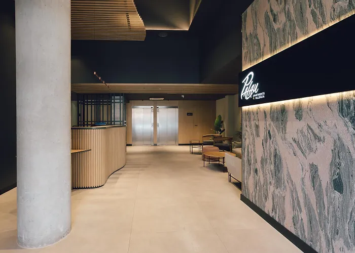 Palau Suites & Apartments