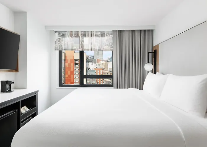 Haustierfreundliches Hotel: Fairfield Inn & Suites By Marriott New York Manhattan/Times Square South