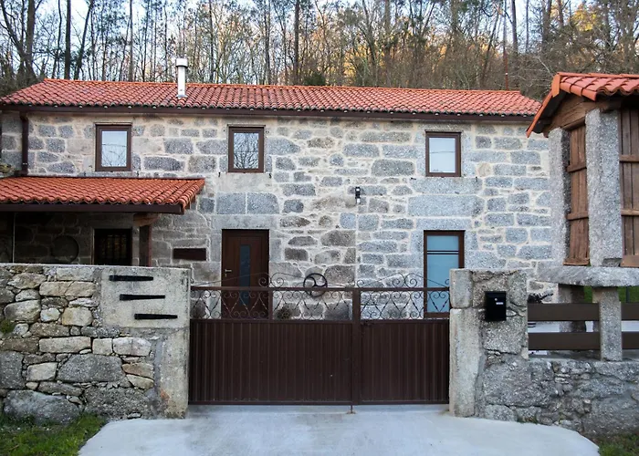 Hotel de lujo: A CASA DA MOREIRA - Casa rural en Ponte Maceira