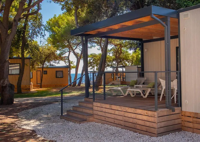 Arena Stoja Camping Homes