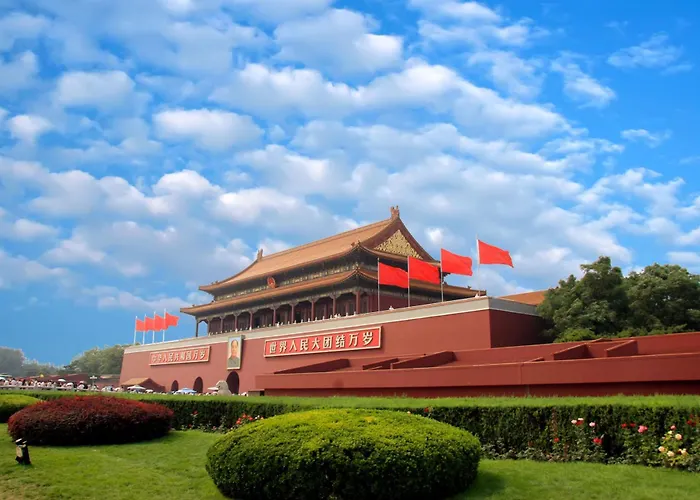 Hotel: Happy Dragon Hotel: Central Location, English-Speaking Staff & Tour Services