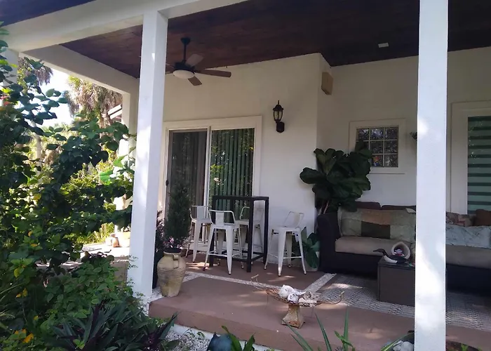 Hotel near College: Naples' Hidden Gem