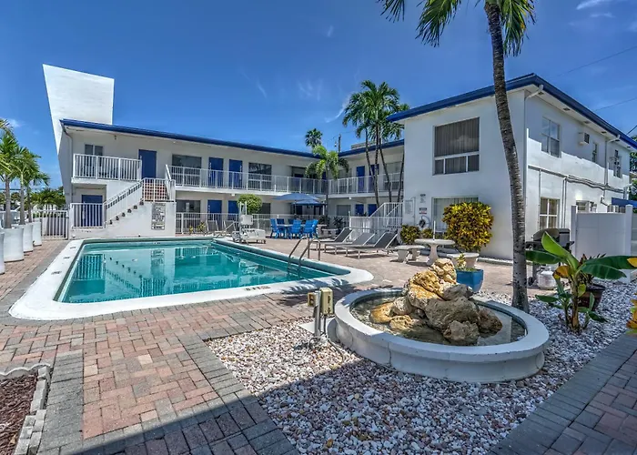 Cheap hotels Blue Strawberry By The Sea