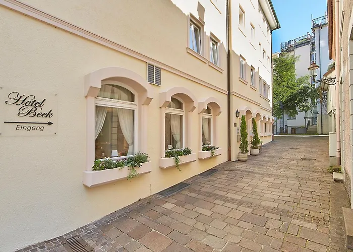 Central hotel: Hotel Beek By Anna