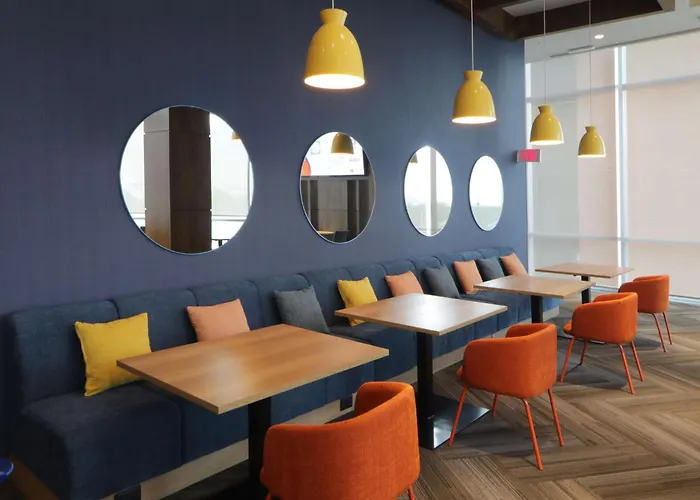 Hotel near College: Tru By Hilton Monterrey Fundidora