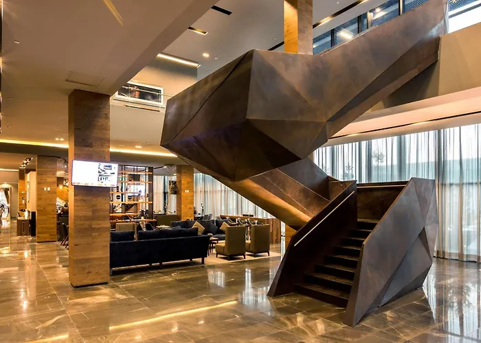  Hilton Garden Inn
