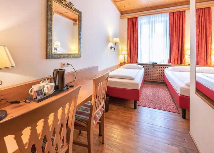 Albergo centrale: Hotel Eder