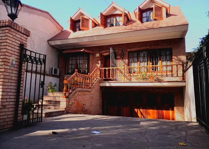 Hotel cerca del aeropuerto: Casa Bravo