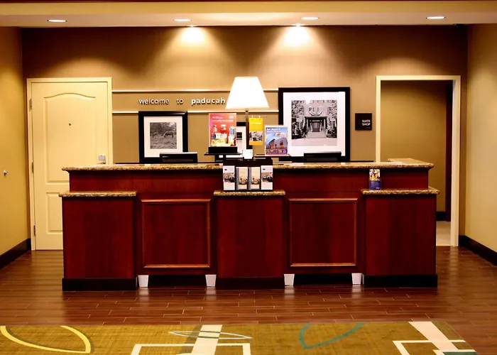 Dog friendly hotels Hampton Inn & Suites Paducah