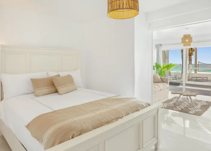Cocovaa Beach Boutique Hotel