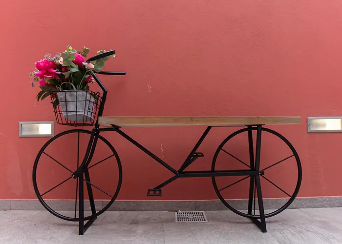 Casa de vacaciones: Best House Center - With Garage