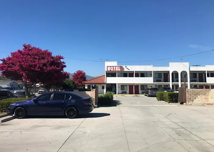 Eunice Plaza Motel