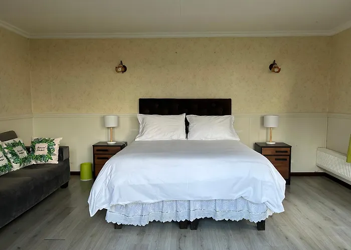B&B only: Hospedaje Isla Magdalena
