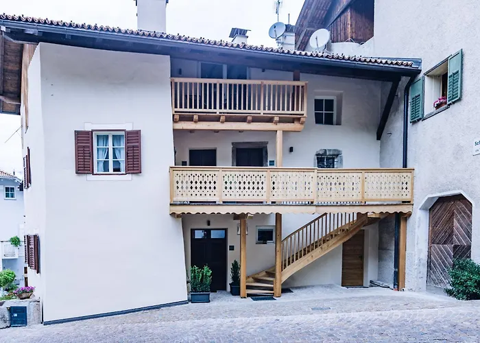 Amplatz 1523 - B&B And Suites