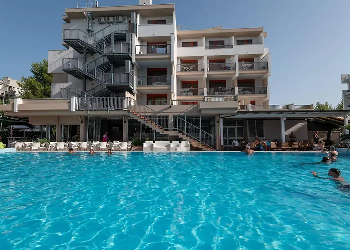 Hotel Ping Pong: Hotel Club La Villa