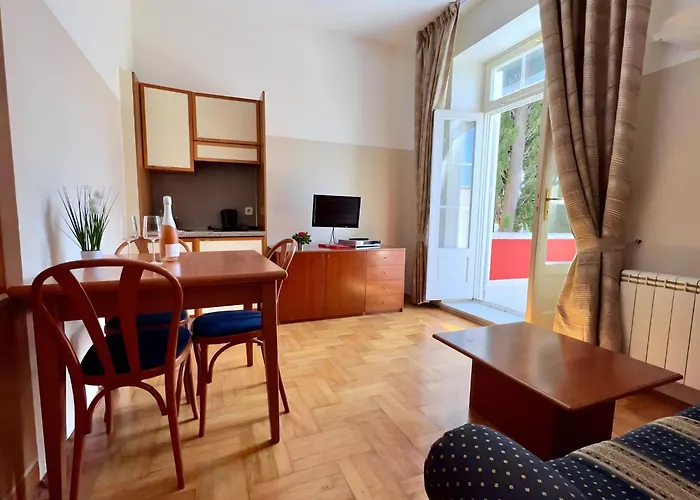 Ferienvermietung: Villa Valdepian Apartments