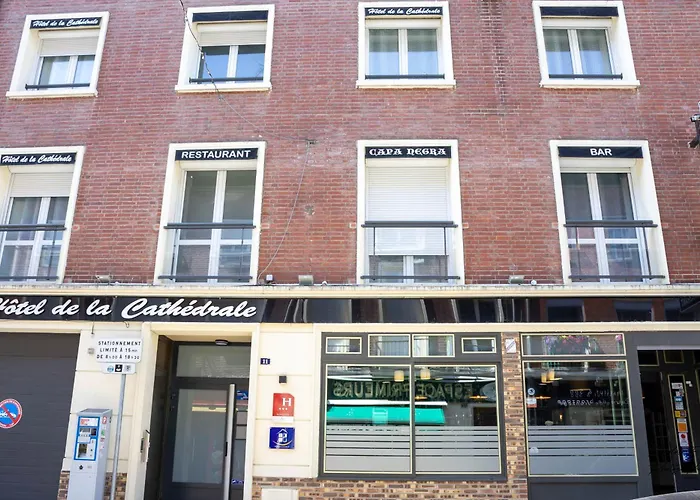  De La Cathedrale