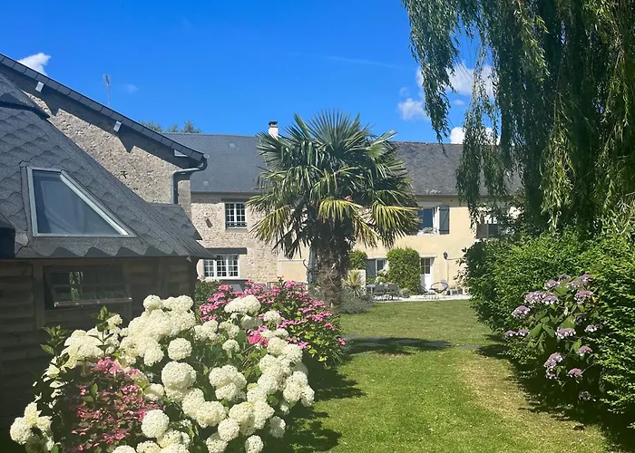 Hôtel accueillant les animaux: La Naomath - Maison d'hôtes, Hébergement insolite&Gîte
